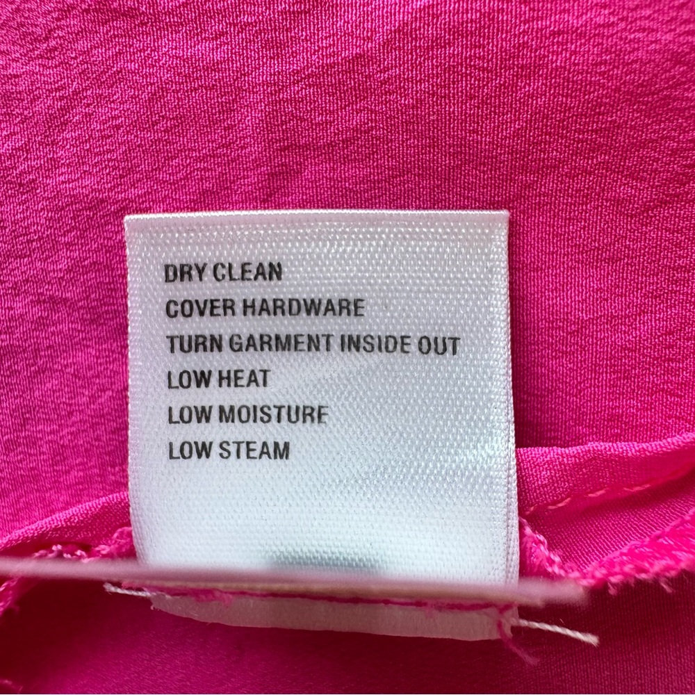 St John Silk Blend Sleeveless Blouse Top Pink Women’s Size 12 - Picture 13 of 13